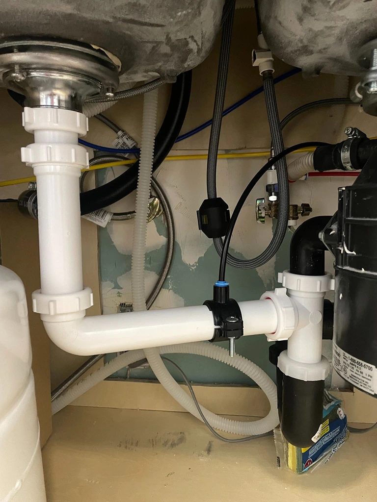 Kitchen Sink P Trap Replacement by Handy Ivan in San Diego, CA.